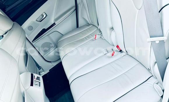 Ra Àlòkù Toyota Venza Silver Ọkọ̀ in Cotonou ni Benin Ra Àlòkù Toyota Venza Silver Ọkọ̀ in Cotonou ni Benin