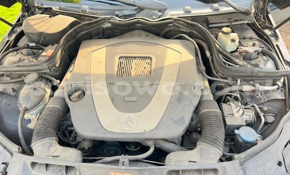 Sayi Na hannu Mercedes-Benz C-klasse Black Mota in Cotonou a Benin Sayi Na hannu Mercedes-Benz C-klasse Black Mota in Cotonou a Benin