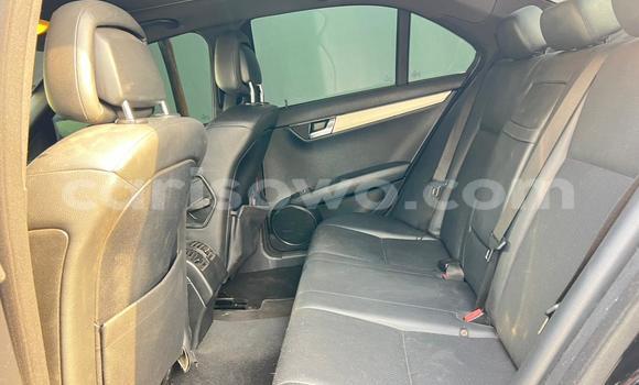 Sayi Na hannu Mercedes-Benz C-klasse Black Mota in Cotonou a Benin Sayi Na hannu Mercedes-Benz C-klasse Black Mota in Cotonou a Benin