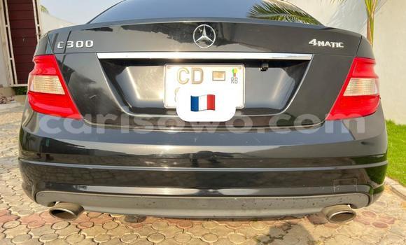 Sayi Na hannu Mercedes-Benz C-klasse Black Mota in Cotonou a Benin Sayi Na hannu Mercedes-Benz C-klasse Black Mota in Cotonou a Benin