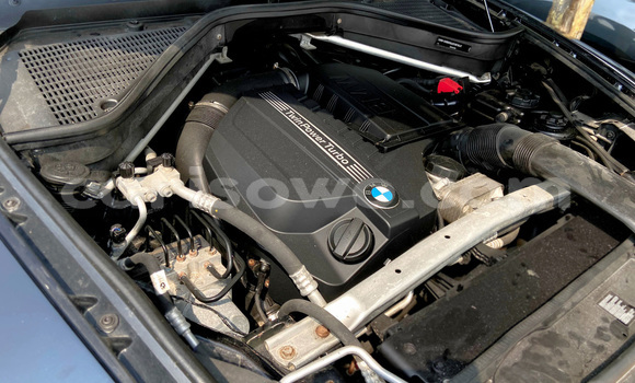 Acheter Occasion Voiture BMW X6 Bleu à Cotonou, Benin Acheter Occasion Voiture BMW X6 Bleu à Cotonou, Benin