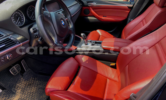 Acheter Occasion Voiture BMW X6 Bleu à Cotonou, Benin Acheter Occasion Voiture BMW X6 Bleu à Cotonou, Benin