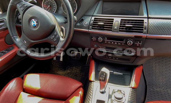 Acheter Occasion Voiture BMW X6 Bleu à Cotonou, Benin Acheter Occasion Voiture BMW X6 Bleu à Cotonou, Benin