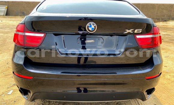 Acheter Occasion Voiture BMW X6 Bleu à Cotonou, Benin Acheter Occasion Voiture BMW X6 Bleu à Cotonou, Benin