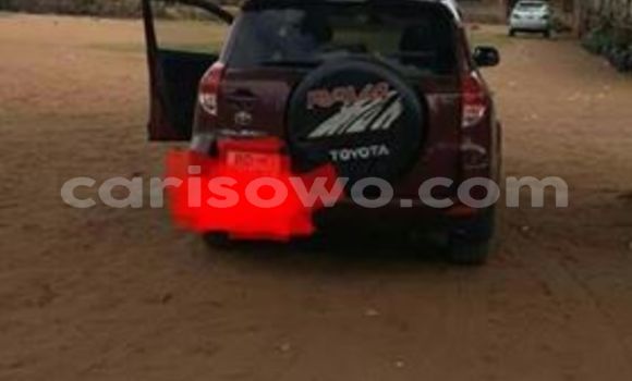 Acheter Import Voiture Toyota RAV4 Rouge à Cotonou, Benin Acheter Import Voiture Toyota RAV4 Rouge à Cotonou, Benin
