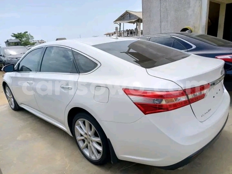 Big with watermark toyota avalon benin cotonou 18523