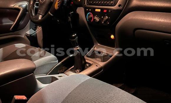 Acheter Occasion Voiture Toyota RAV4 Bleu à Cotonou, Benin Acheter Occasion Voiture Toyota RAV4 Bleu à Cotonou, Benin