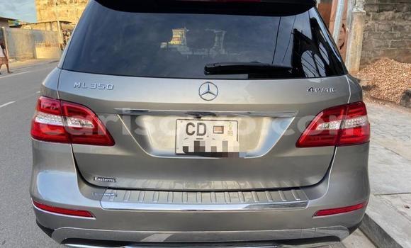 Acheter Occasion Voiture Mercedes-Benz ML–Class Autre à Abomey Calavi, Benin Acheter Occasion Voiture Mercedes-Benz ML–Class Autre à Abomey Calavi, Benin