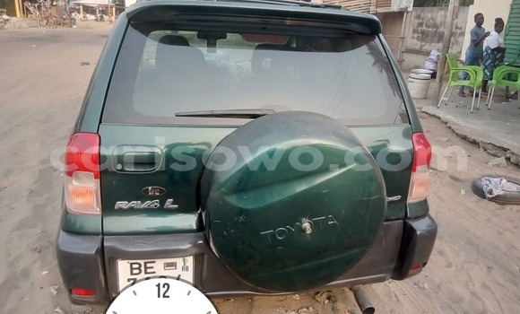 Acheter Occasion Voiture Toyota RAV4 Vert à Cotonou, Benin Acheter Occasion Voiture Toyota RAV4 Vert à Cotonou, Benin