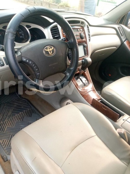 Big with watermark toyota highlander benin cotonou 18553