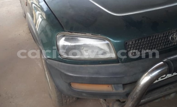 Sayi Na hannu Toyota RAV4 Green Mota in Cotonou a Benin Sayi Na hannu Toyota RAV4 Green Mota in Cotonou a Benin