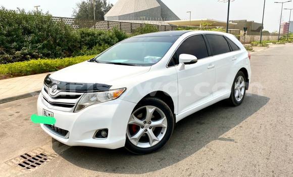 Ra Àlòkù Toyota Venza funfun Ọkọ̀ in Cotonou ni Benin Ra Àlòkù Toyota Venza funfun Ọkọ̀ in Cotonou ni Benin