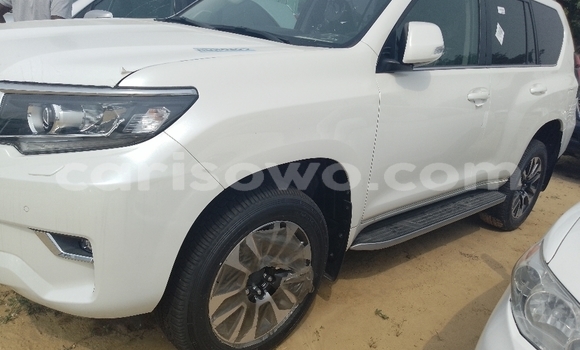 Acheter Neuf Voiture Toyota Land Cruiser Prado Blanc à Cotonou, Benin