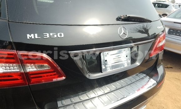 Ra Àlòkù Mercedes-Benz ML–Class Black Ọkọ̀ in Cotonou ni Benin Ra Àlòkù Mercedes-Benz ML–Class Black Ọkọ̀ in Cotonou ni Benin
