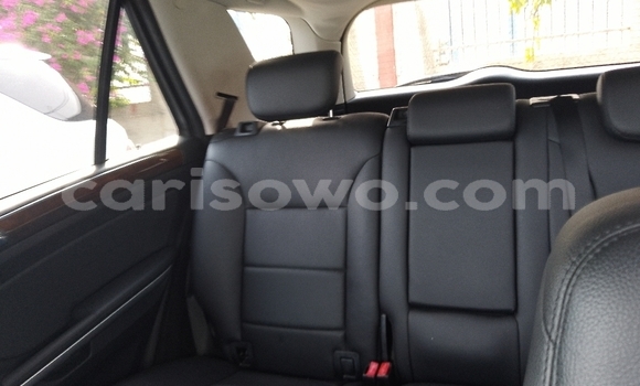 Acheter Occasion Voiture Mercedes-Benz ML–Class Noir à Cotonou, Benin Acheter Occasion Voiture Mercedes-Benz ML–Class Noir à Cotonou, Benin