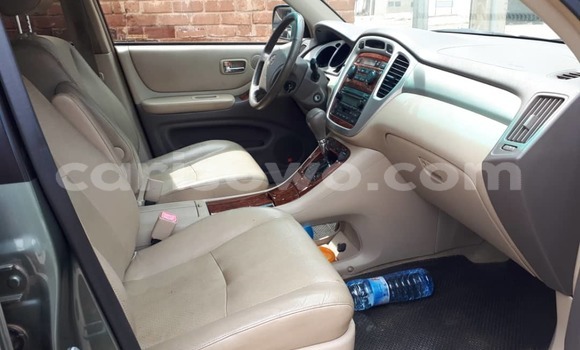 Acheter Occasion Voiture Toyota Highlander Autre à Cotonou, Benin Acheter Occasion Voiture Toyota Highlander Autre à Cotonou, Benin