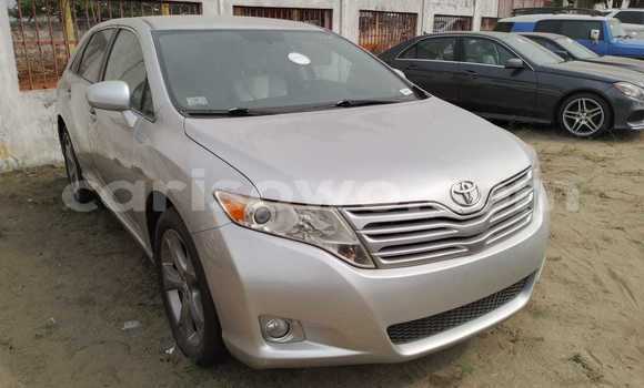 Ra Àlòkù Toyota Venza Silver Ọkọ̀ in Cotonou ni Benin