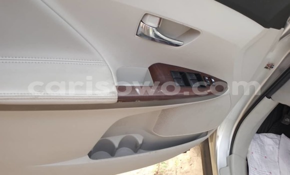 Ra Àlòkù Toyota Venza Silver Ọkọ̀ in Cotonou ni Benin Ra Àlòkù Toyota Venza Silver Ọkọ̀ in Cotonou ni Benin