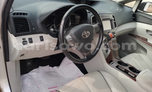 Ra Àlòkù Toyota Venza Silver Ọkọ̀ in Cotonou ni Benin Ra Àlòkù Toyota Venza Silver Ọkọ̀ in Cotonou ni Benin