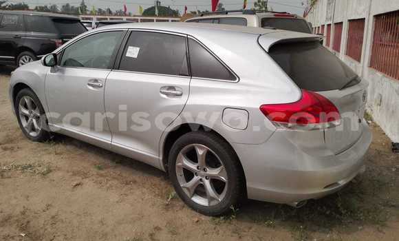 Ra Àlòkù Toyota Venza Silver Ọkọ̀ in Cotonou ni Benin Ra Àlòkù Toyota Venza Silver Ọkọ̀ in Cotonou ni Benin