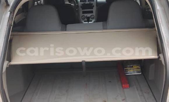 Sayi Na hannu Dodge Caliber Sauran Mota in Abomey Calavi a Benin Sayi Na hannu Dodge Caliber Sauran Mota in Abomey Calavi a Benin