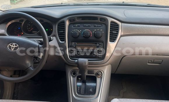 Ra Àlòkù Toyota Highlander Silver Ọkọ̀ in Cotonou ni Benin Ra Àlòkù Toyota Highlander Silver Ọkọ̀ in Cotonou ni Benin