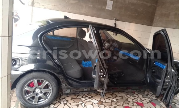Ra Àlòkù BMW 3–Series Black Ọkọ̀ in Cotonou ni Benin Ra Àlòkù BMW 3–Series Black Ọkọ̀ in Cotonou ni Benin