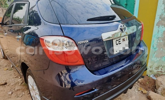 Acheter Occasion Voiture Toyota Matrix Bleu à Abomey Calavi, Benin Acheter Occasion Voiture Toyota Matrix Bleu à Abomey Calavi, Benin