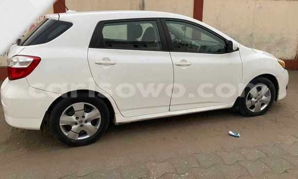 Acheter Occasion Voiture Toyota Matrix Blanc à Cotonou, Benin Acheter Occasion Voiture Toyota Matrix Blanc à Cotonou, Benin