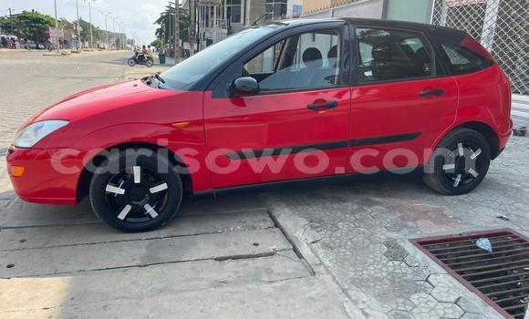 Acheter Occasion Voiture Ford Focus Rouge à Cotonou, Benin Acheter Occasion Voiture Ford Focus Rouge à Cotonou, Benin