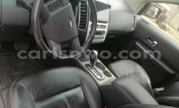 Ra Àlòkù Ford Edge funfun Ọkọ̀ in Cotonou ni Benin Ra Àlòkù Ford Edge funfun Ọkọ̀ in Cotonou ni Benin