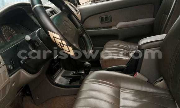 Ra Àlòkù Toyota 4Runner Alawọ ewe Ọkọ̀ in Cotonou ni Benin Ra Àlòkù Toyota 4Runner Alawọ ewe Ọkọ̀ in Cotonou ni Benin