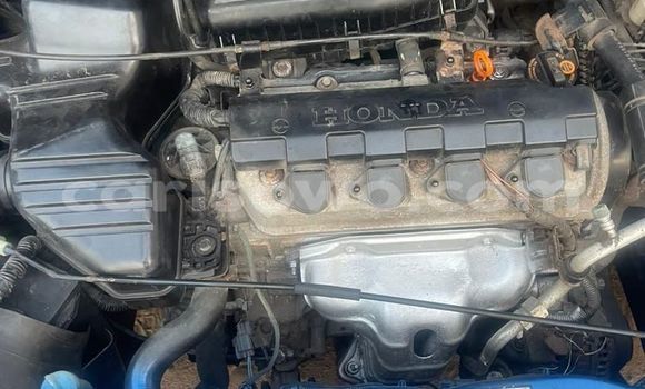 Ra Àlòkù Honda Civic Blue Ọkọ̀ in Cotonou ni Benin Ra Àlòkù Honda Civic Blue Ọkọ̀ in Cotonou ni Benin