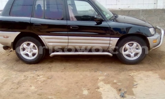 Ra Àlòkù Toyota RAV4 Silver Ọkọ̀ in Cotonou ni Benin Ra Àlòkù Toyota RAV4 Silver Ọkọ̀ in Cotonou ni Benin