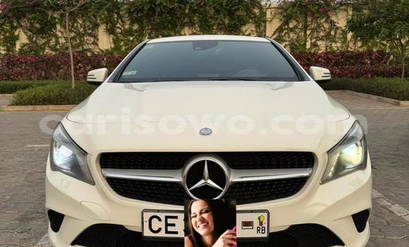 Acheter Occasion Voiture Mercedes-Benz CLA-klasse Blanc à Cotonou, Benin Acheter Occasion Voiture Mercedes-Benz CLA-klasse Blanc à Cotonou, Benin