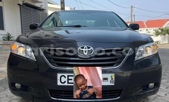 Sayi Na hannu Toyota Camry Blue Mota in Cotonou a Benin