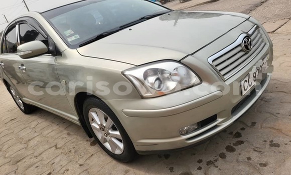 Ra Àlòkù Toyota Avensis Silver Ọkọ̀ in Cotonou ni Benin