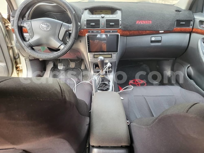 Big with watermark toyota avensis benin cotonou 18640