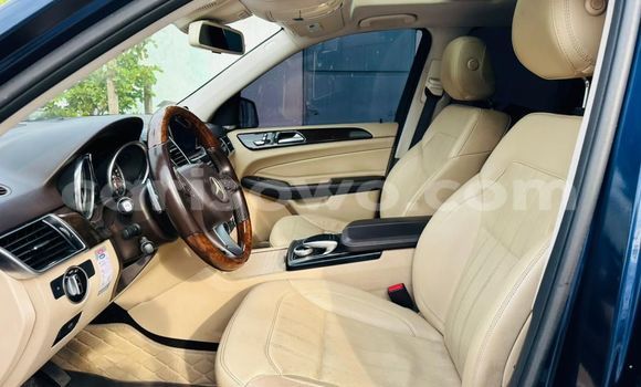 Acheter Occasion Voiture Mercedes-Benz GLE Coupe Gris à Cotonou, Benin Acheter Occasion Voiture Mercedes-Benz GLE Coupe Gris à Cotonou, Benin