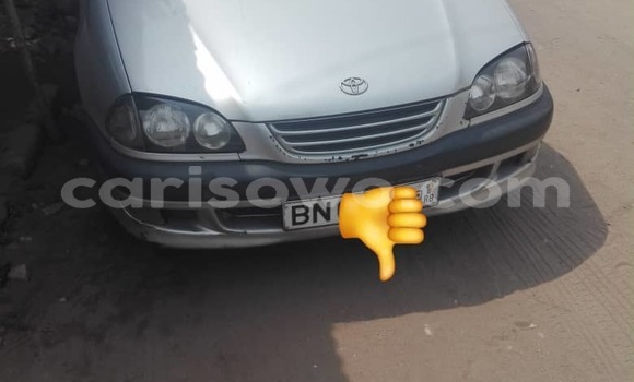 Ra Àlòkù Toyota Avensis Silver Ọkọ̀ in Cotonou ni Benin Ra Àlòkù Toyota Avensis Silver Ọkọ̀ in Cotonou ni Benin