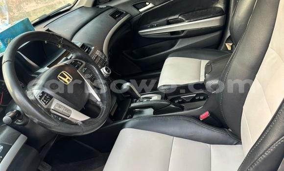 Sayi Na hannu Honda Accord White Mota in Cotonou a Benin Sayi Na hannu Honda Accord White Mota in Cotonou a Benin