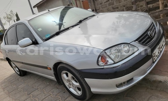 Ra Àlòkù Toyota Avensis Silver Ọkọ̀ in Cotonou ni Benin Ra Àlòkù Toyota Avensis Silver Ọkọ̀ in Cotonou ni Benin