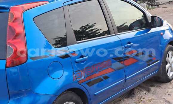 Sayi Na hannu Nissan Note Blue Mota in Cotonou a Benin Sayi Na hannu Nissan Note Blue Mota in Cotonou a Benin