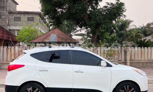 Sayi Na hannu Hyundai Tucson White Mota in Cotonou a Benin Sayi Na hannu Hyundai Tucson White Mota in Cotonou a Benin