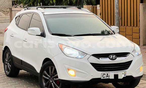 Sayi Na hannu Hyundai Tucson White Mota in Cotonou a Benin Sayi Na hannu Hyundai Tucson White Mota in Cotonou a Benin