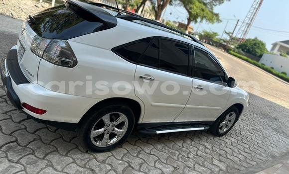 Acheter Occasion Voiture Lexus RX 330 Blanc à Cotonou, Benin Acheter Occasion Voiture Lexus RX 330 Blanc à Cotonou, Benin