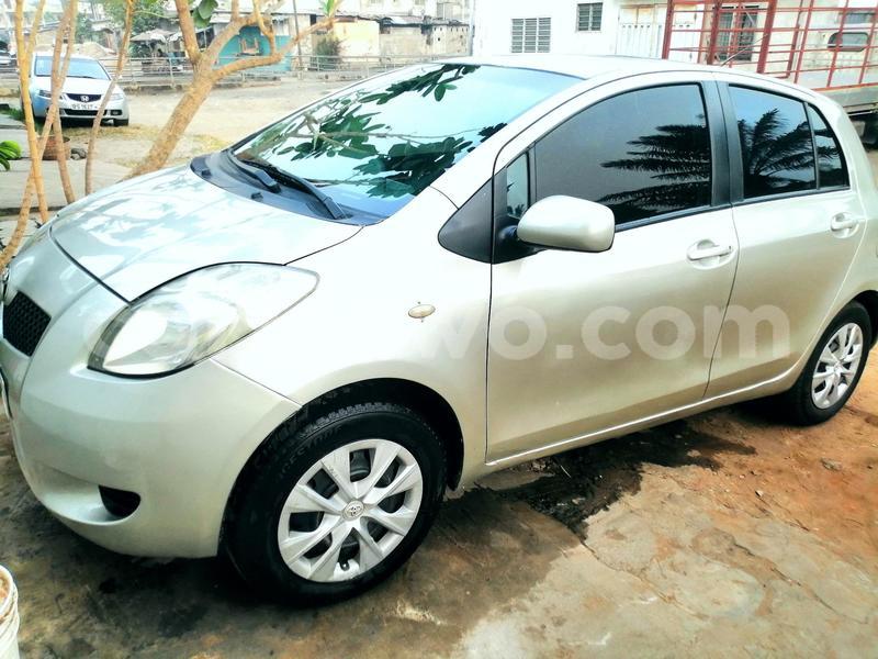 Big with watermark toyota yaris benin cotonou 18708
