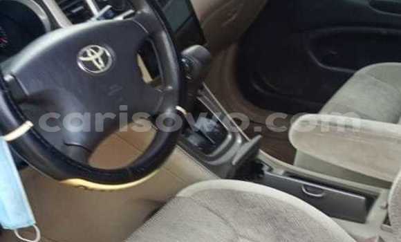 Ra Àlòkù Toyota Highlander Silver Ọkọ̀ in Cotonou ni Benin Ra Àlòkù Toyota Highlander Silver Ọkọ̀ in Cotonou ni Benin