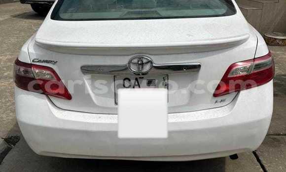 Ra Àlòkù Toyota Camry Silver Ọkọ̀ in Cotonou ni Benin Ra Àlòkù Toyota Camry Silver Ọkọ̀ in Cotonou ni Benin