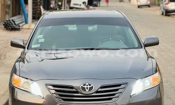 Ra Àlòkù Toyota Camry Silver Ọkọ̀ in Cotonou ni Benin